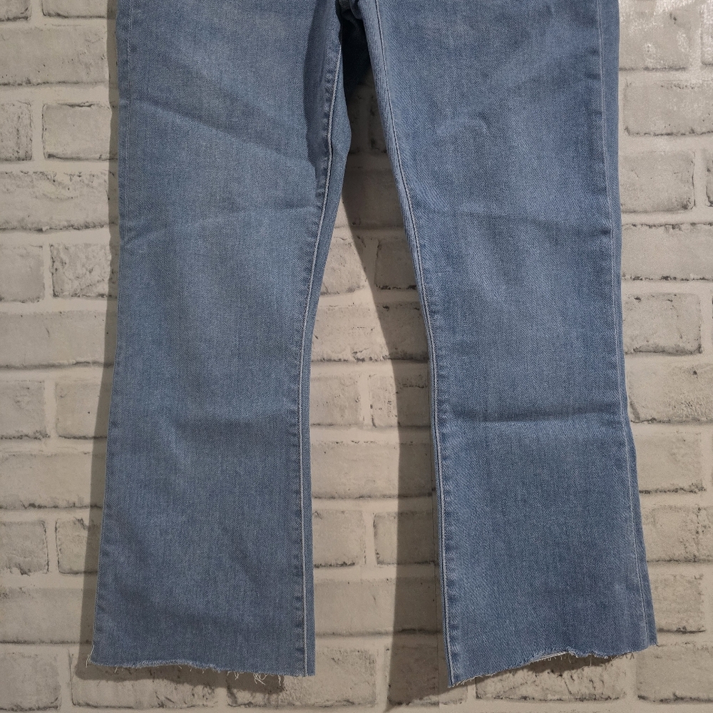 NEW Veronica Beard Carly Kick Flare Jean Light Wash‎ Size 27 - Picture 7 of 10
